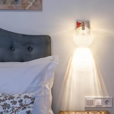 Apartman Zenon Homes 2nd Floor, Center *