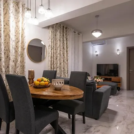 Zenon Homes 2nd Floor, Center *