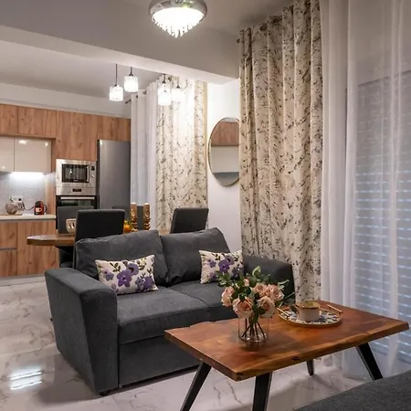 Zenon Homes 2nd Floor, Center *