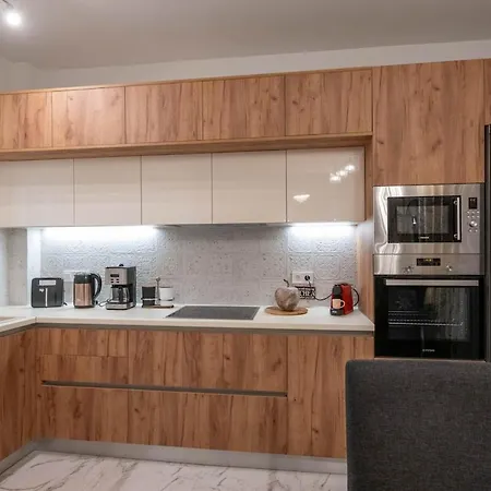 Apartament Zenon Homes 2nd Floor, Center *