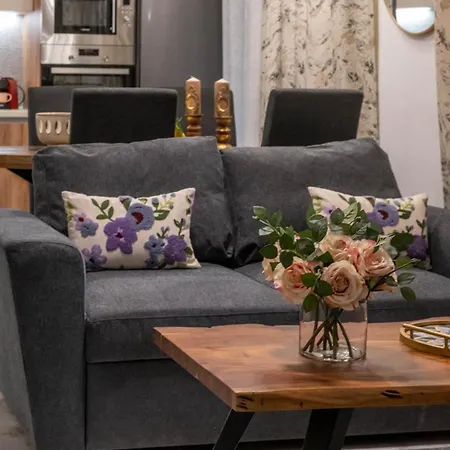 Apartman Zenon Homes 2nd Floor, Center Kalamáta