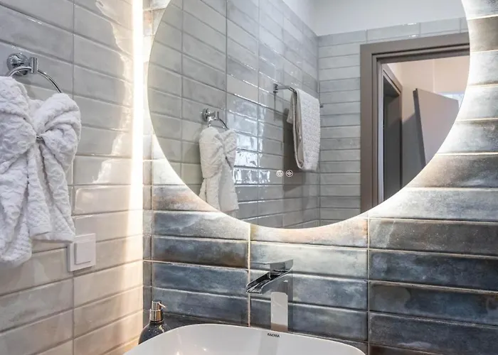 Zenon Homes 2nd Floor, Center Kalamata