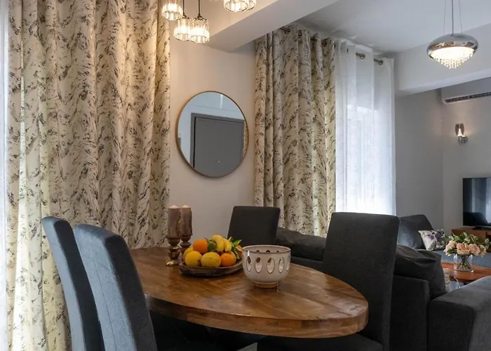 Zenon Homes 2nd Floor, Center *