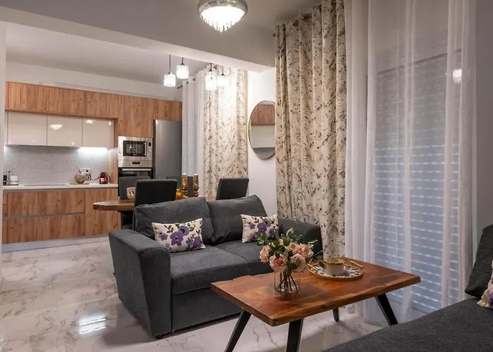 Zenon Homes 2nd Floor, Center *